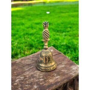 VINTAGE SOLID BRASS BELL WITH PINEAPPLE TOP MADE IN ENGLAND